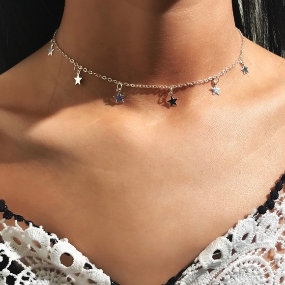 Dainty Star Choker - Picture 3 of 6